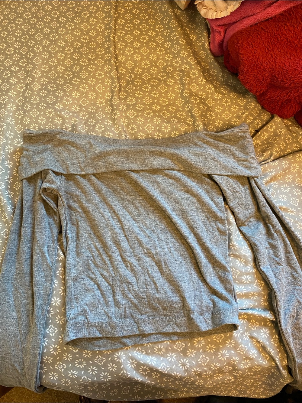 Ardene Gray Off-Shoulder Long Sleeve Top
